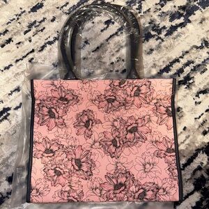 Victoria’s Secret tote bag